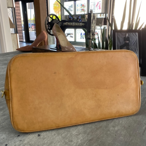 Louis Vuitton Vintage Alma MM Monogram Canvas - Picture 5 of 12